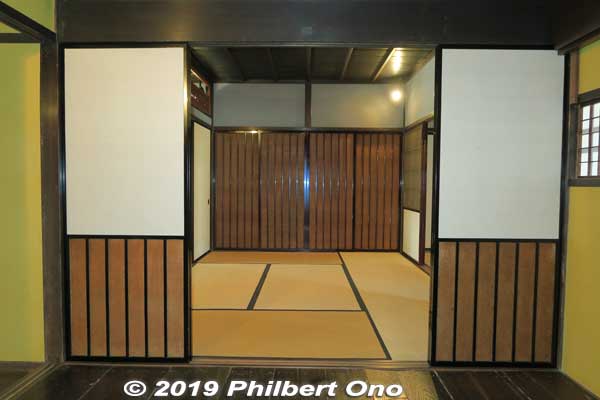 Inside Ota Waki-Honjin secondary residence. 太田宿 脇本陣 隠居
Keywords: gifu minokamo ota-juku nakasendo