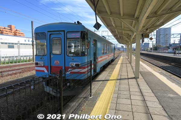 Mieji-juku is near Mieji Station on the Tarumi Line that starts here at JR Ogaki Station (Tokaido Line). From Ogaki to Mieji Station, it takes only 12 min. However, trains are infrequent. Once an hour or less.
Keywords: gifu mizuho mieji-juku nakasendo