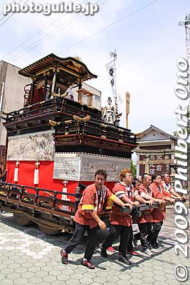 Sakaki-yama float. 榊 (竹島町)
Keywords: gifu ogaki matsuri festival floats yama 
