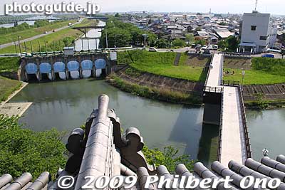 View of Sunomata and the main bridge to the castle.
Keywords: gifu ogaki sunomata ichiya castle history museum 