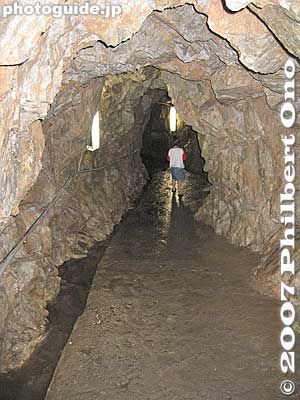 There are no stairs so you can even take a baby stroller.
Keywords: gifu sekigahara stalactite cavern