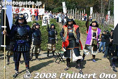All these samurai were gathering at Sasaoyama for a procession to the Fureai Hiroba Square where a mock battle would be staged. This is Lord Shimazu Yoshihiro.
Keywords: gifu sekigahara battle festival matsuri 
