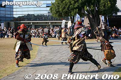 Mock battle staged during the Battle of Sekigahara Festival.
Keywords: gifu sekigahara battle festival matsuri 