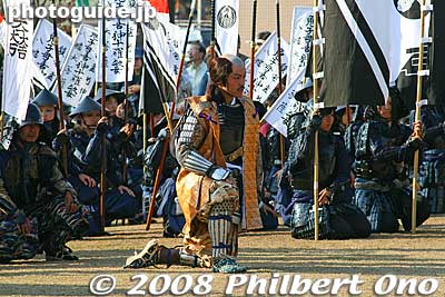 Ishida Mitsunari kneeling.
Keywords: gifu sekigahara battle festival matsuri samurai 