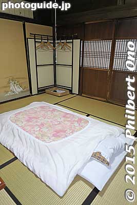 My room
Keywords: gifu shirakawa-mura shirakawa-go gassho-zukuri minka minshuku