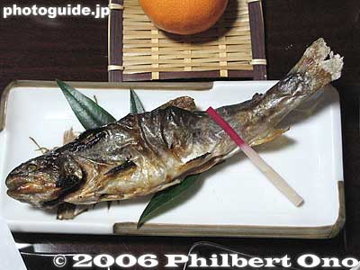 Grilled Iwana river fish
Keywords: gifu shirakawa-mura shirakawa-go minshuku japanfood