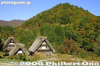 Keywords: gifu shirakawa-mura village shirakawa-go gassho-zukuri thatched roof minka