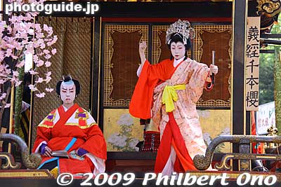 紫雲閣（中町）義経千本桜（よしつねせんぼんざくら） 
Keywords: gifu tarui hikiyama matsuri festival kabuki boys 