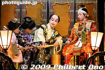 Keywords: gifu tarui hikiyama matsuri festival kabuki boys 
