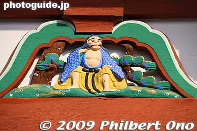 Carving on Romon Gate.
Keywords: gifu tarui-cho nangu shrine shinto