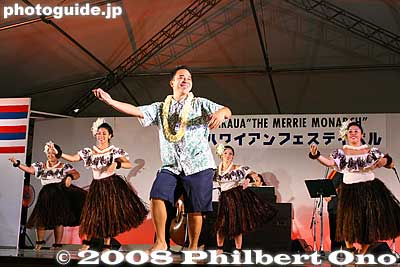 Keywords: gunma gumma shibukawa ikaho onsen spa hawaiian hula festival dancers girls women Hula Halau'O Kamuela stage performance