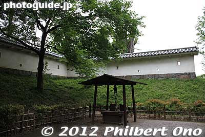Short castle wall at Tatebayashi Castle's Dobashi Gate. 土橋門
Keywords: gunma tatebayashi jonuma castle hachiman fate