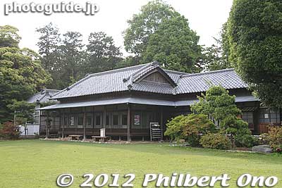 Former Akimoto Villa built for the Akimoto clan who ruled Tatebayashi. 旧秋元別邸
Keywords: gunma tatebayashi