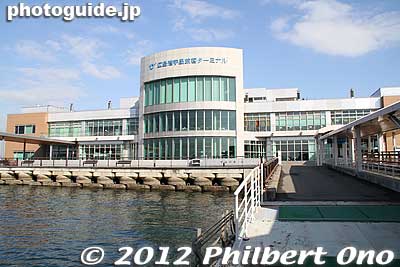 Hiroshima Port as seen from a dock.
Keywords: hiroshima port