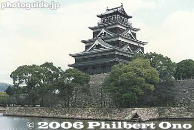 Hiroshima Castle tower
Rebuilt after World War II.
Keywords: hiroshima prefecture castle