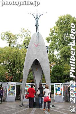 Children's Peace Monument
Keywords: hiroshima peace memorial park atomic bomb