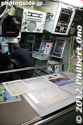 The bridge.
Keywords: hiroshima kure JMSDF Japan Maritime Self-Defense Force museum submarines