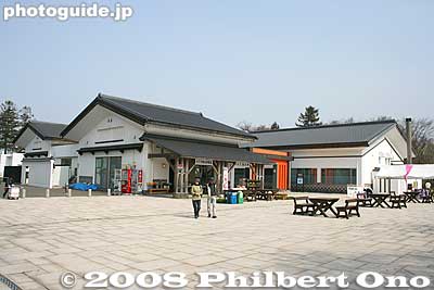 The park has a number of buildings. This is the tourist gift shop and hands-on workshop for swordmaking and fabric dyeing.
Keywords: hokkaido date rekishi no mori park history