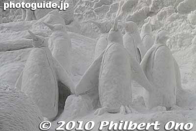Penguins
Keywords: hokkaido sapporo snow festival ice sculptures 