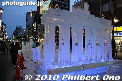 Brandenburg Gate in ice. The ice sculptures in Susukino are lit up until midnight.
Keywords: hokkaido sapporo snow festival sculptures statue 