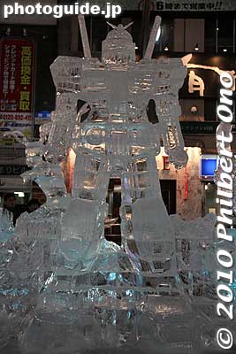Gundam
Keywords: hokkaido sapporo snow festival sculptures statue 