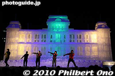 Keywords: hokkaido sapporo snow festival iolani palace ice sculpture 
