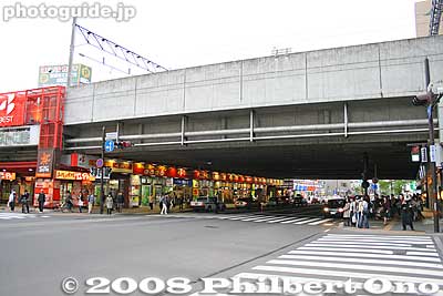 Elevated train tracks on west side.
Keywords: hokkaido sapporo train station