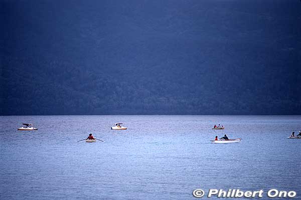 Boating on Lake Kussharo, Hokkaido.
Keywords: hokkaido teshikaga lake kussharo