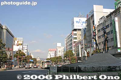 Road to Himeji Castle. From Himeji Station, the main road leads to the castle which can be seen in the distance.
Keywords: hyogo prefecture himeji castle national treasure