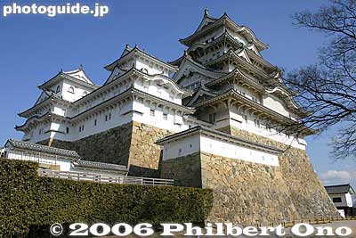 Castle tower 大天守
Keywords: hyogo prefecture himeji castle national treasure