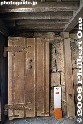 Mizu-no-roku Gate door
Keywords: hyogo prefecture himeji castle national treasure