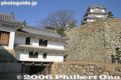 Nu-no-mon Gate (Important Cultural Property). This is the way out.
Keywords: hyogo prefecture himeji castle national treasure