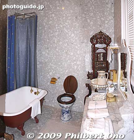 Bathroom
Keywords: hyogo kobe kitano-cho ijinkan western houses homes foreigner settlement 