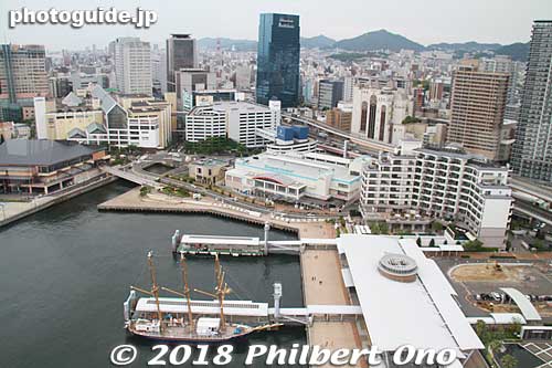 Kobe Port
Keywords: kobe chuo-ku meriken park port tower