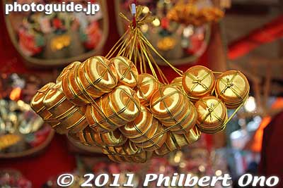 Keywords: hyogo nishinomiya jinja shrine shinto toka ebisu ebessan matsuri festival 