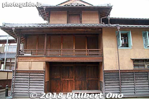 The theater's original front entrance that is not used anymore because of the road right in front. They now use a side entrance.
Keywords: hyogo toyooka izushi eirakukan kabuki theater