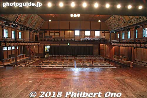 View from the stage.
Keywords: hyogo toyooka izushi eirakukan kabuki theater