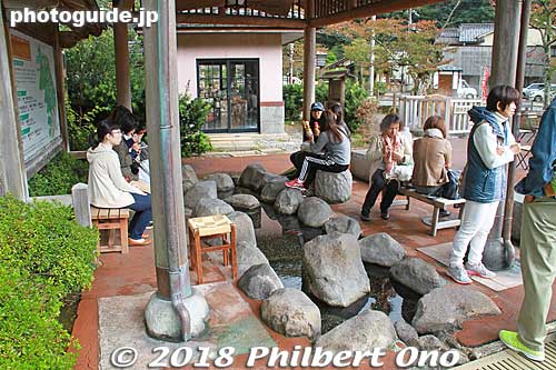 Hot spring foot bath. There are so many free foot baths in Kinosaki Onsen.
Keywords: hyogo toyooka kinosaki onsen hot spring spa