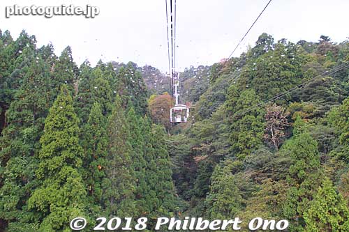 Going up Kinosaki Onsen Ropeway which is 676 meters long.
Keywords: hyogo toyooka kinosaki onsen hot spring spa
