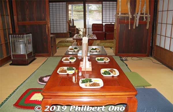 Our table for lunch in the main room of Arigatee.
Keywords: ibaraki kitaibaraki arigatee
