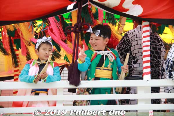 Most boat musicians are local kids.
Keywords: ibaraki kitaibaraki ofune matsuri boat festival