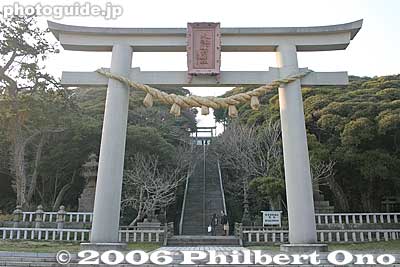 Isosaki Shrine's second giant torii
Keywords: ibaraki oarai-cho isosaki shrine torii japanshrine