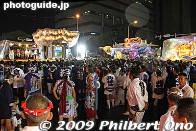 For the finale, all the giant nebuta gathered at the large intersection. They didn't do much.
Keywords: ibaraki tsukuba matsuri nebuta festival floats 