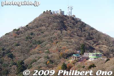 In the middle of the two peaks is another lookout deck and gift shops.
Keywords: ibaraki mount mt. tsukuba 