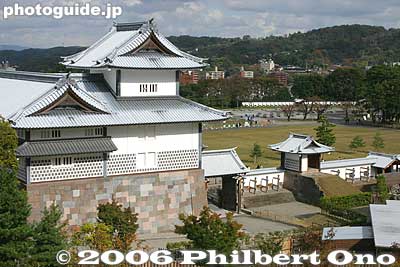 Keywords: ishikawa kanazawa castle park stone wall