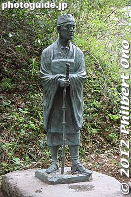 Statue of Haiku poet Basho at Chusonji temple.
Keywords: iwate hiraizumi world heritage site buddhist temples chusonji tendai