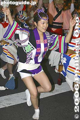 Koenji Awa Odori Dance 高円寺阿波おどり
[url=http://photoguide.jp/pix/thumbnails.php?album=337]More pictures here.[/url]
