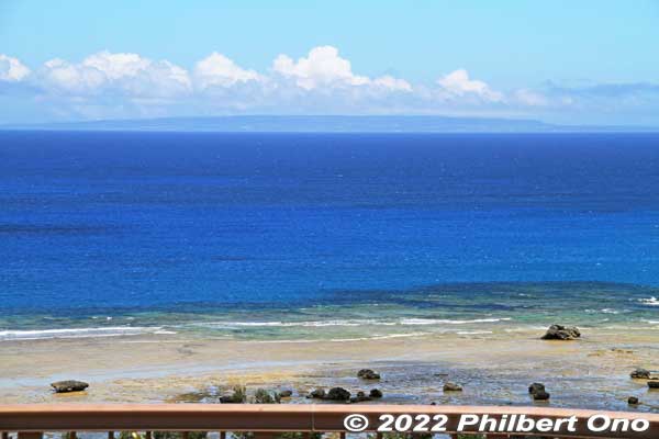 Lookout deck at Cape Ayamaru shows a beautiful blue ocean beyond the coral reef.
Keywords: kagoshima amami oshima cape ayamaru