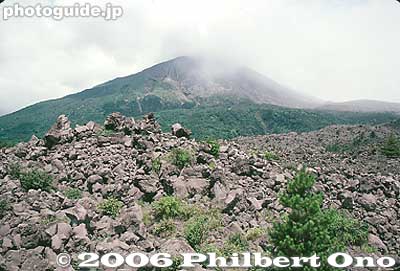 Sakurajima 桜島
Keywords: kagoshima sakurajima mountain volcano rock
