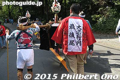 End of the procession.
Keywords: kanagawa hakone-machi yumoto daimyo gyoretsu feudal lord procession samurai matsuri